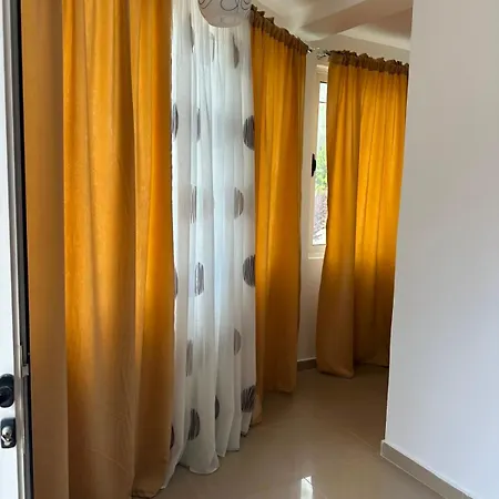 New In The Center Of Apartment *